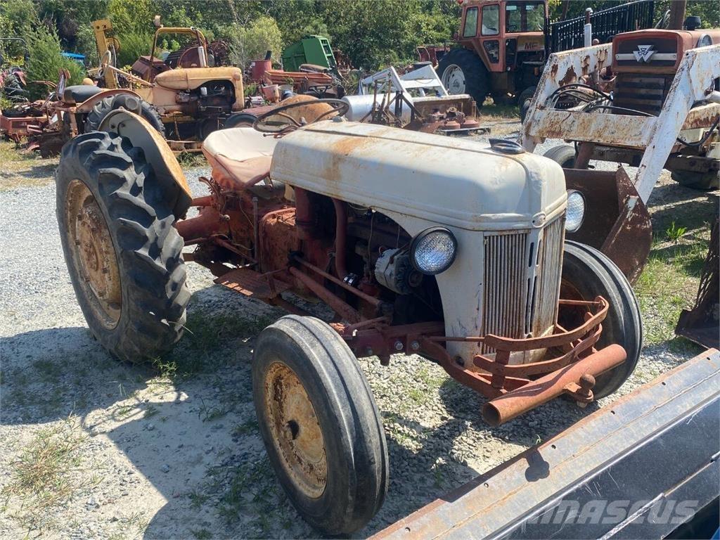 Ford 8N Būvniecība- Citi