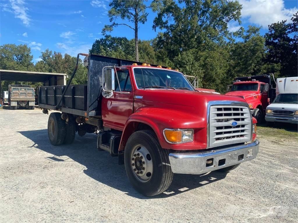 Ford F-700 Būvniecība- Citi
