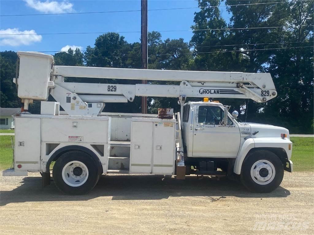 Ford F-800 Būvniecība- Citi