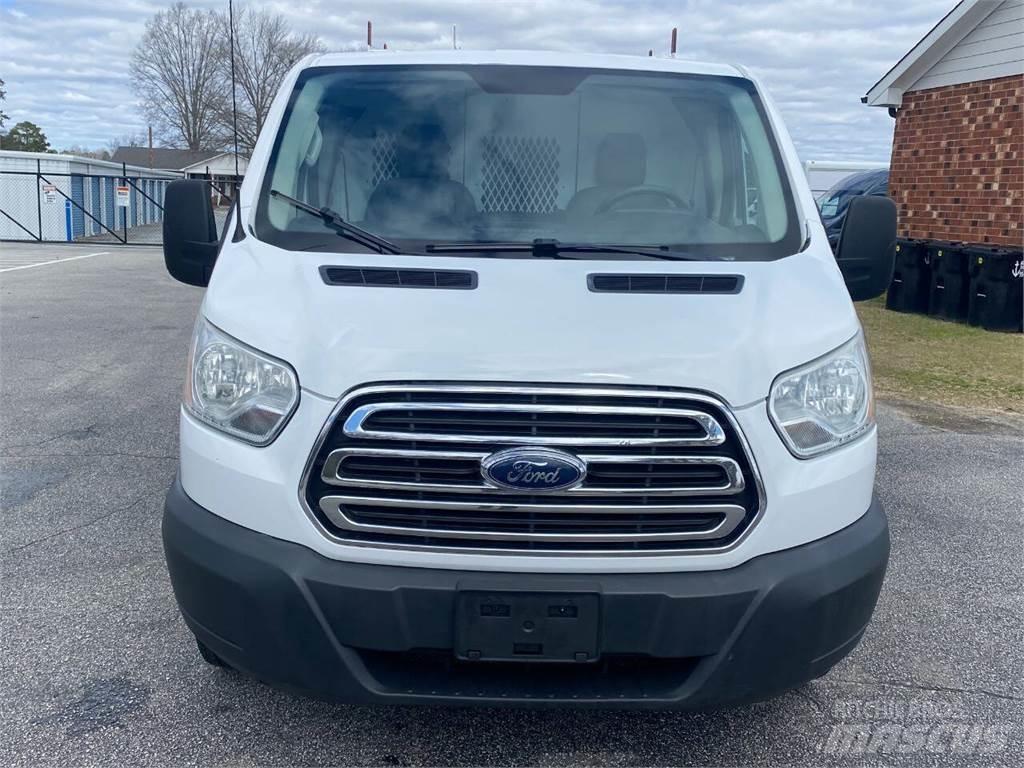 Ford Transit Būvniecība- Citi