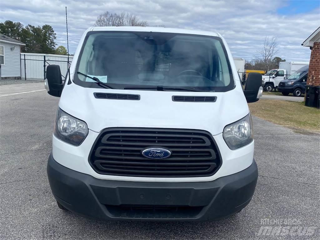 Ford Transit Būvniecība- Citi