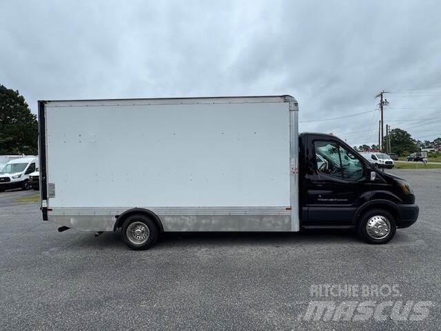 Ford Transit Būvniecība- Citi