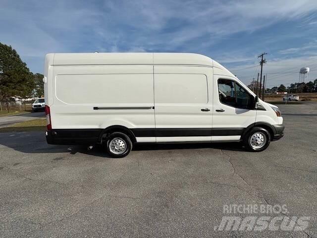 Ford Transit Būvniecība- Citi