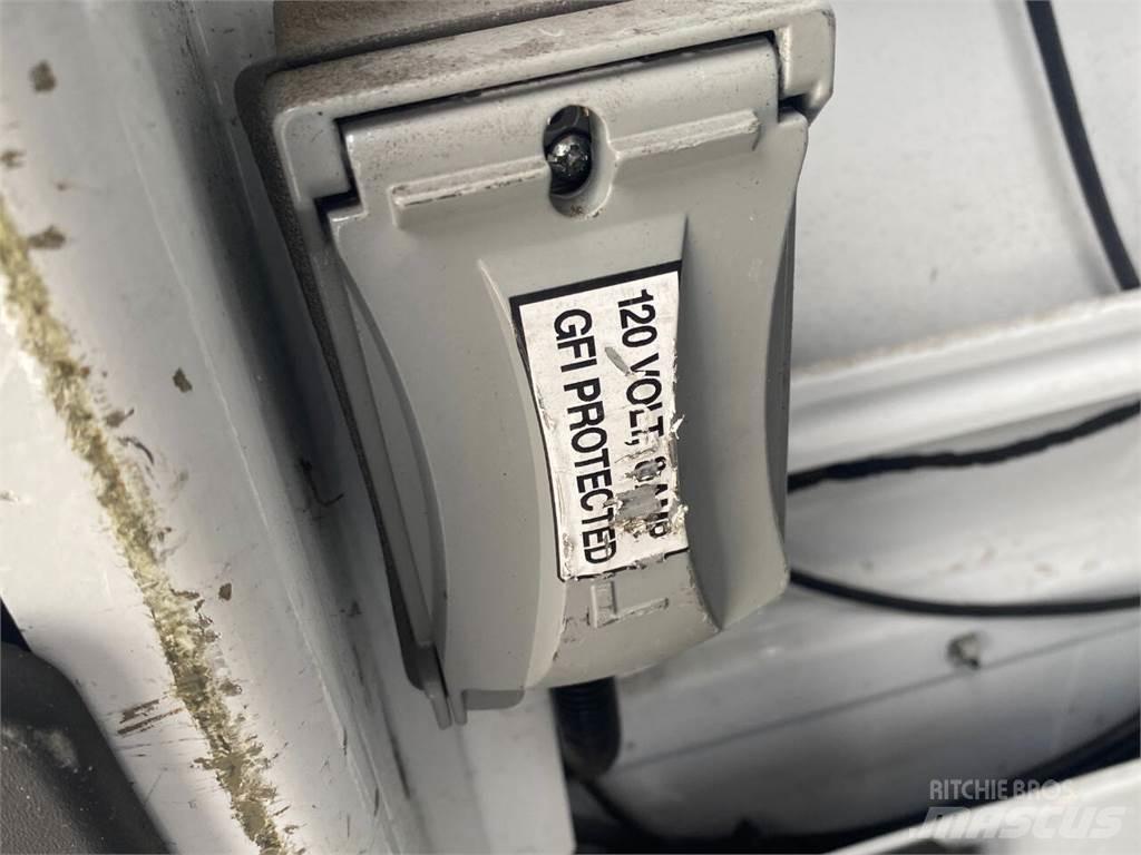 Ford Transit Būvniecība- Citi