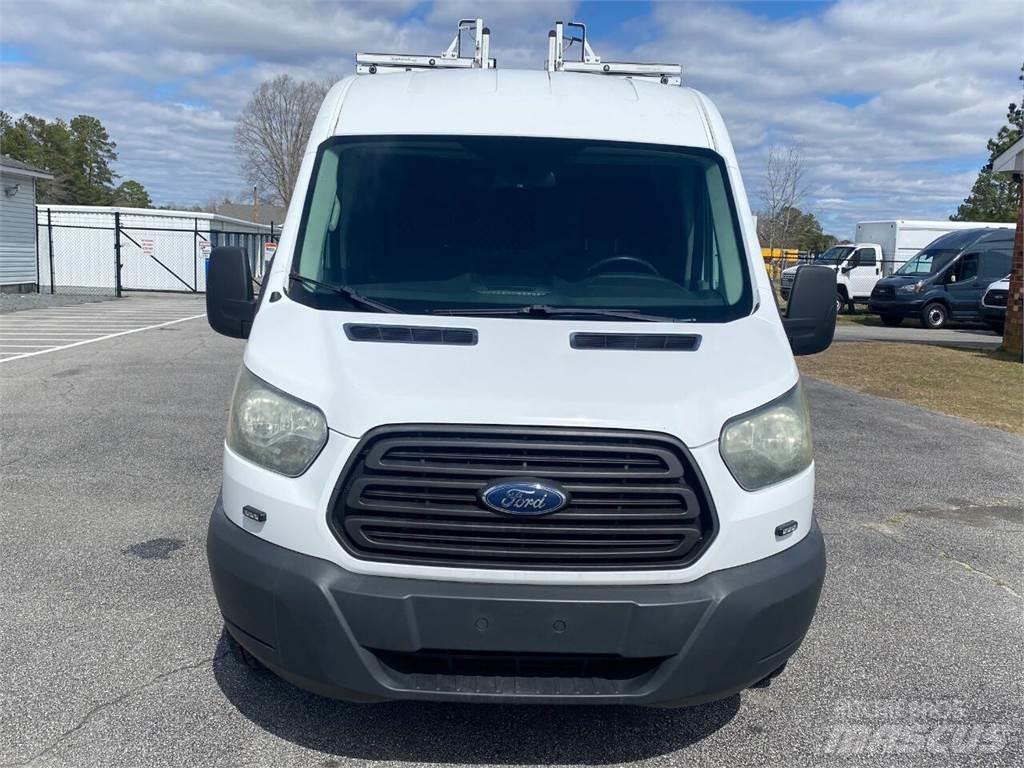 Ford Transit Būvniecība- Citi
