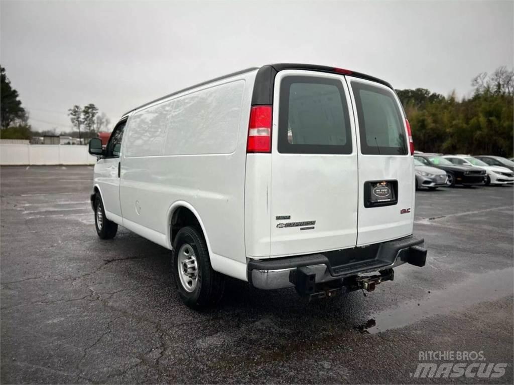 GMC Savana Būvniecība- Citi
