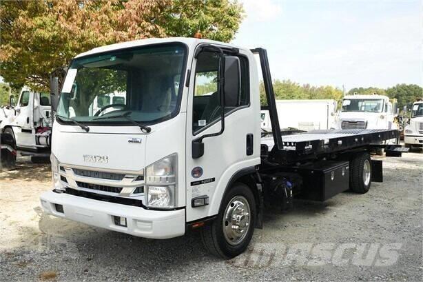 Isuzu NRR Evakuators ar manipulatoru