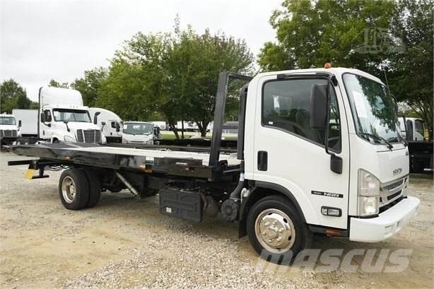 Isuzu NRR Evakuators ar manipulatoru