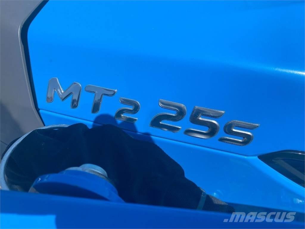 LS MT225S Būvniecība- Citi