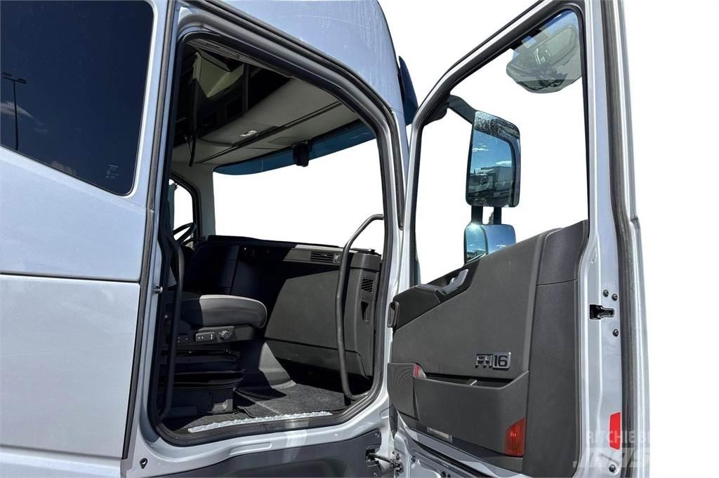Volvo FH 16 650 Pacēlāji ar āķi