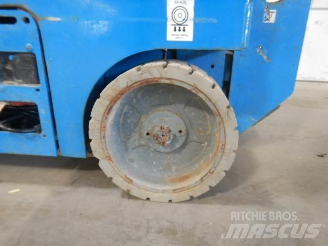 Genie GS1932 Šķerveida pacēlāji