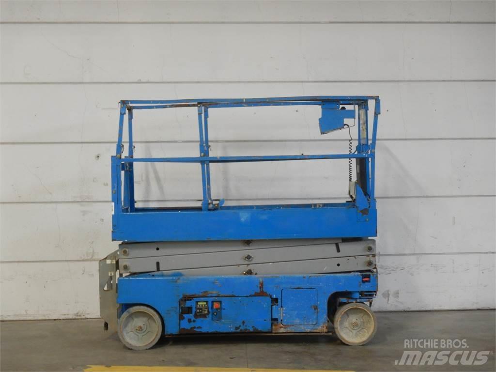 Genie GS2032 Šķerveida pacēlāji