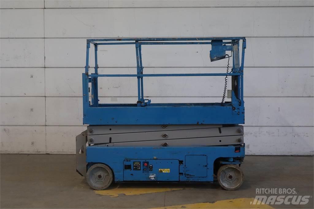 Genie GS2032 Šķerveida pacēlāji