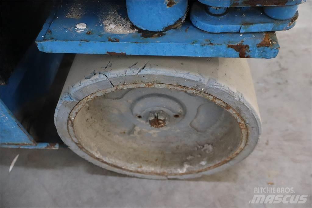 Genie GS2032 Šķerveida pacēlāji