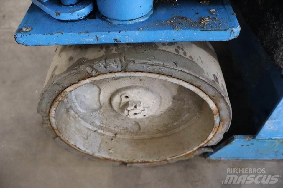 Genie GS2032 Šķerveida pacēlāji