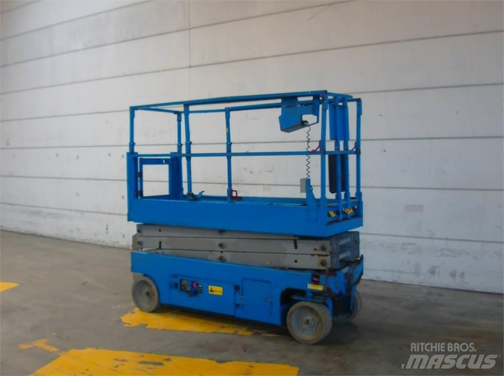 Genie GS2032 Šķerveida pacēlāji