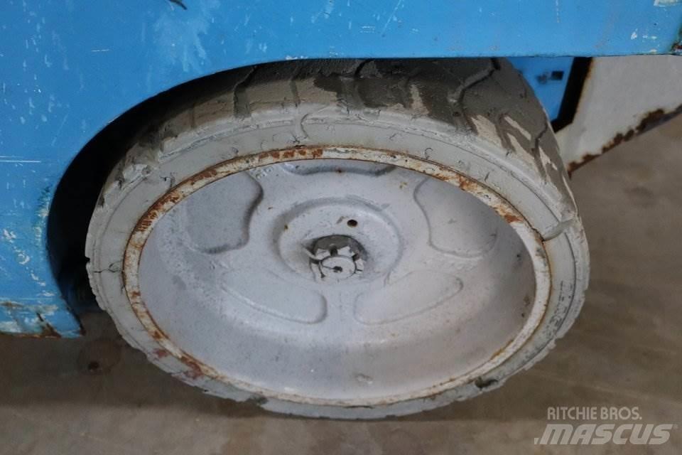 Genie GS2032 Šķerveida pacēlāji