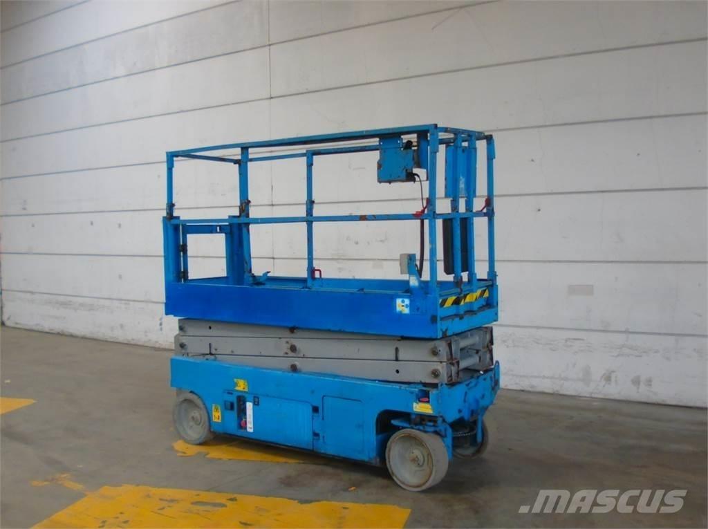 Genie GS2032 Šķerveida pacēlāji