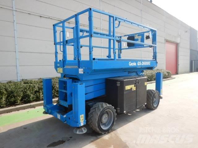 Genie GS2669DC Šķerveida pacēlāji