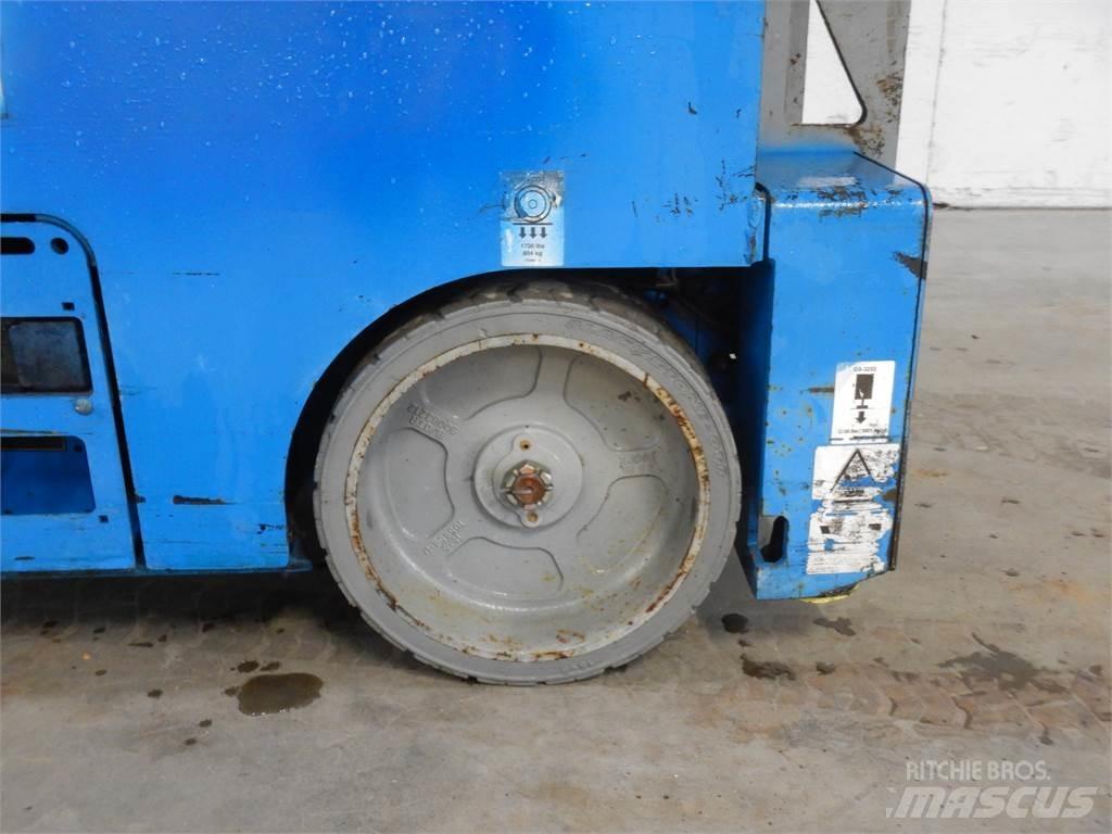 Genie GS3232 Šķerveida pacēlāji