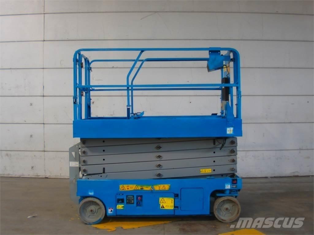 Genie GS3246 Šķerveida pacēlāji