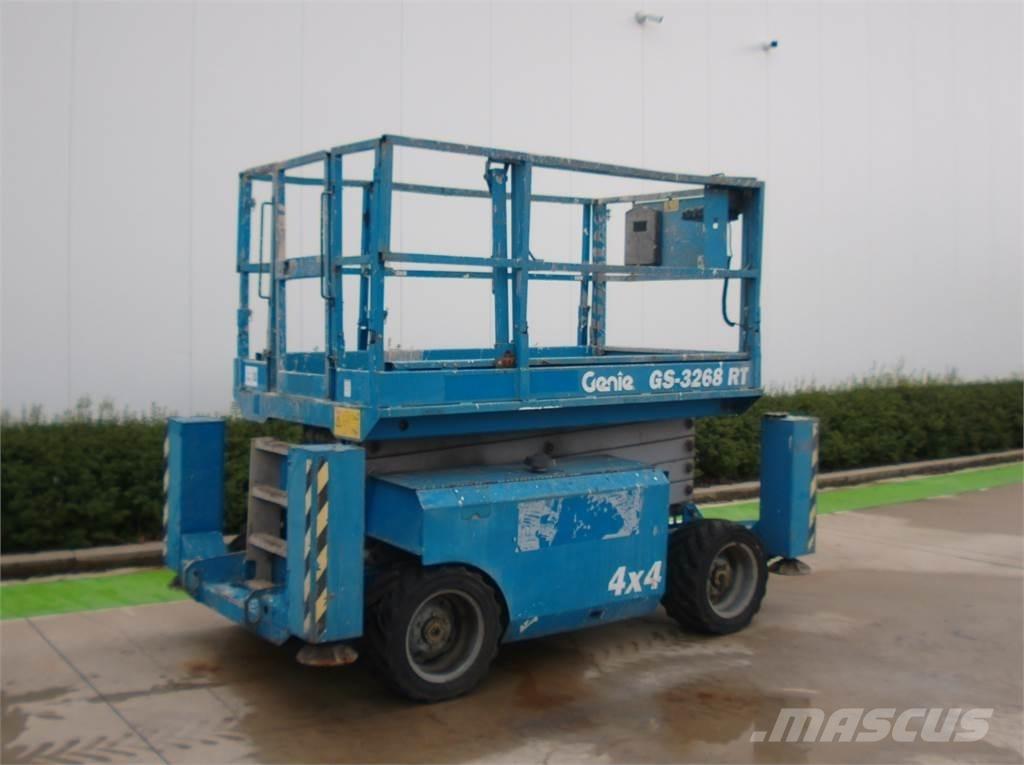 Genie GS3268RT Šķerveida pacēlāji