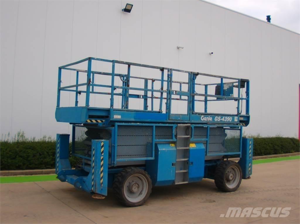 Genie GS4390RT Šķerveida pacēlāji