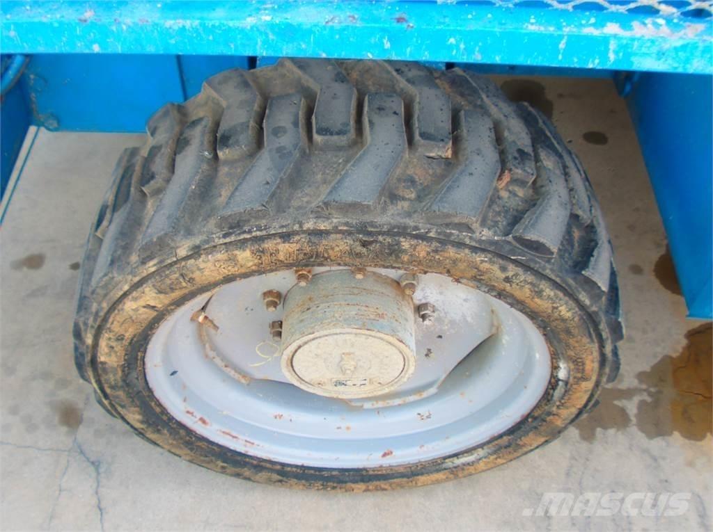 Genie GS4390RT Šķerveida pacēlāji