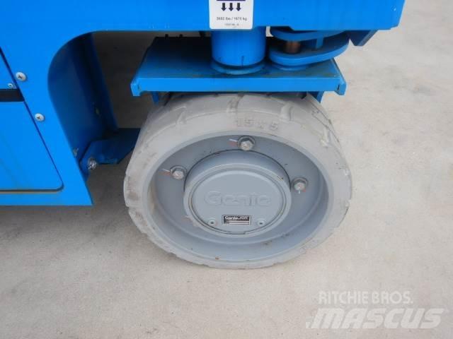 Genie GS4655 Šķerveida pacēlāji