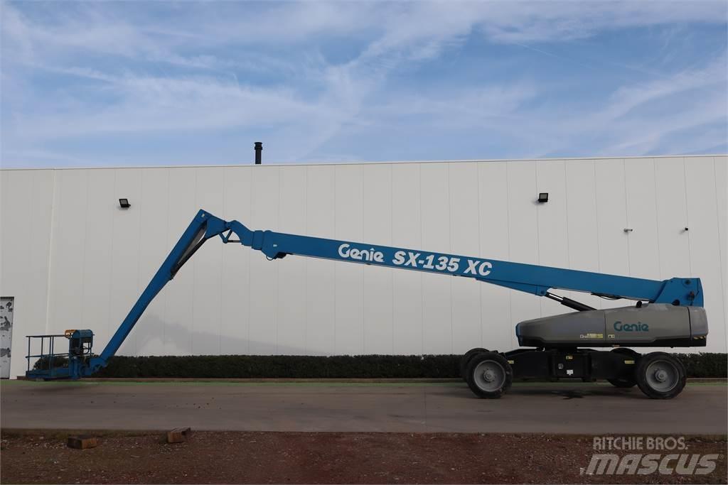 Genie SX135XC Teleskopiskie pacēlāji
