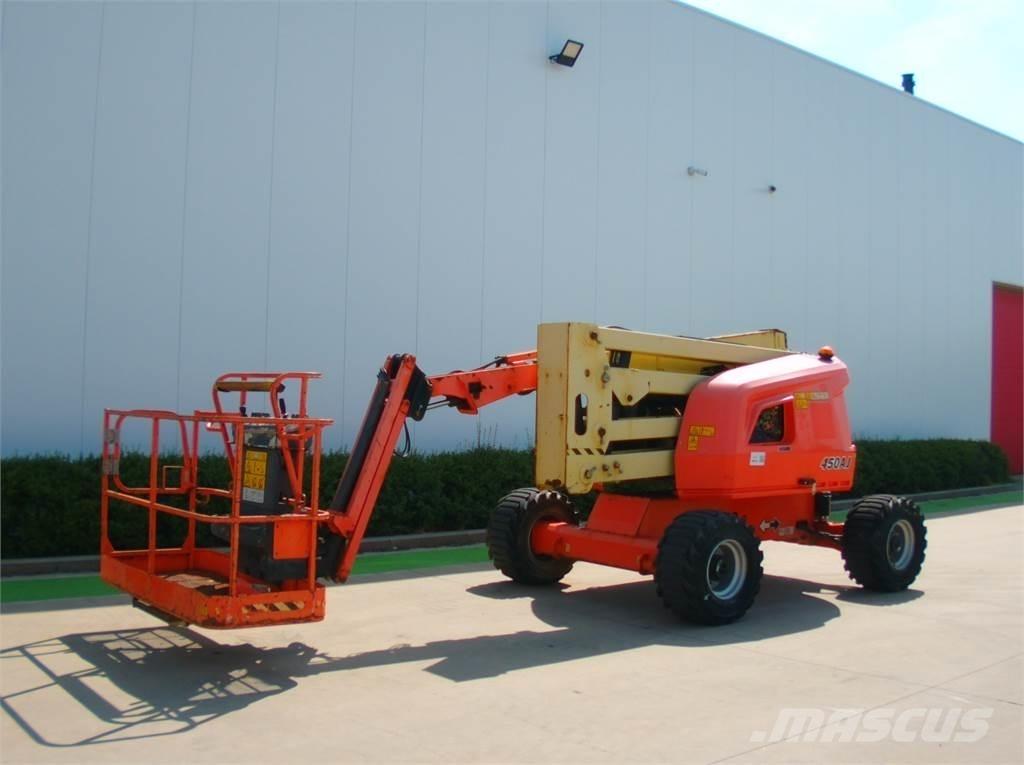 JLG 450AJ Strēles pacēlāji