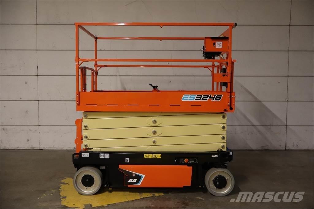 JLG ES3246 Šķerveida pacēlāji