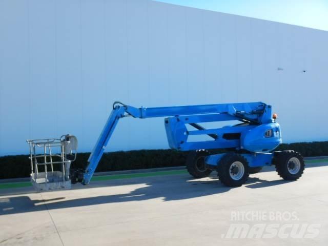 Manitou 200ATJ Strēles pacēlāji