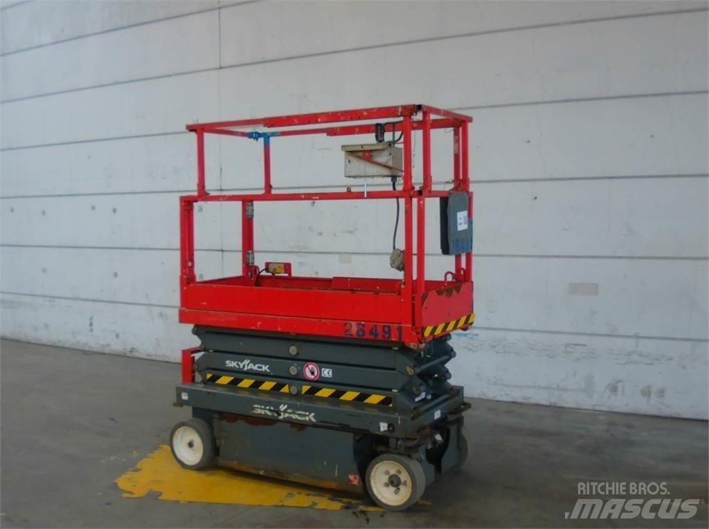 SkyJack SJ3219 Šķerveida pacēlāji