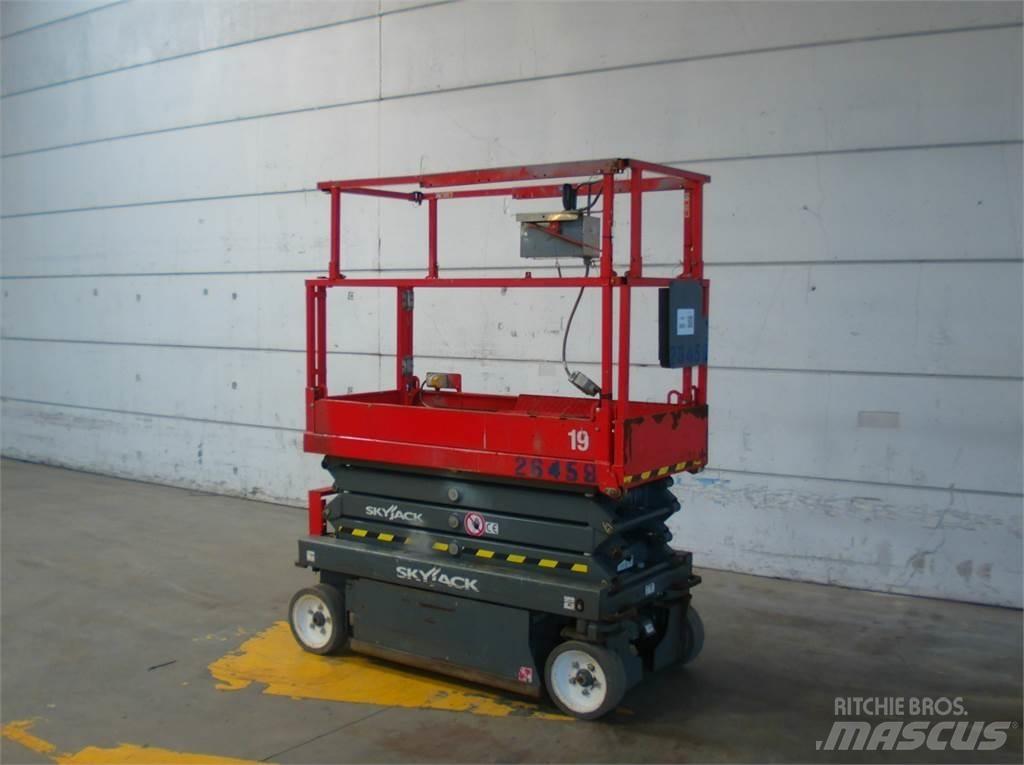 SkyJack SJ3219 Šķerveida pacēlāji