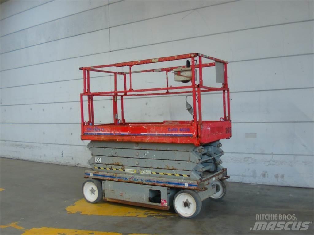 SkyJack SJ4626 Šķerveida pacēlāji