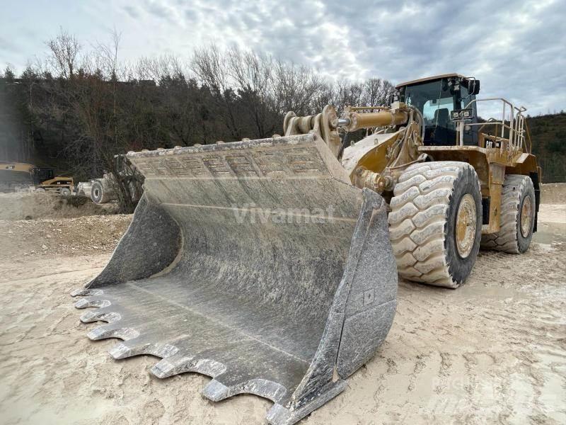 CAT 988H Iekrāvēji uz riteņiem