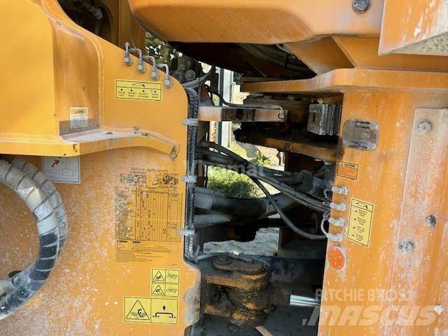 Hyundai HL 970 Iekrāvēji uz riteņiem