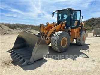 Hyundai HL960 Iekrāvēji uz riteņiem