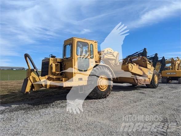CAT 627B Skrēperi