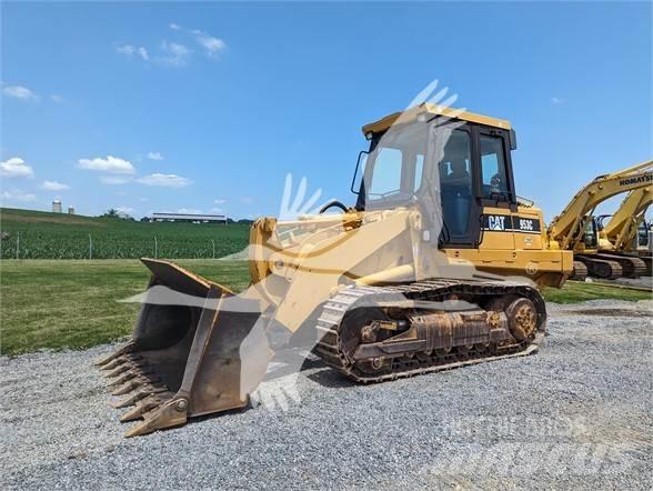 CAT 953C Kāpurķēžu iekrāvēji