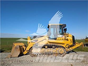 CAT 963D Kāpurķēžu iekrāvēji