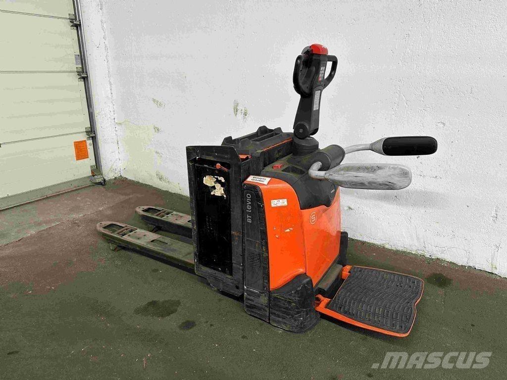 Toyota LPE 200 Zemie palešu pacēlāji