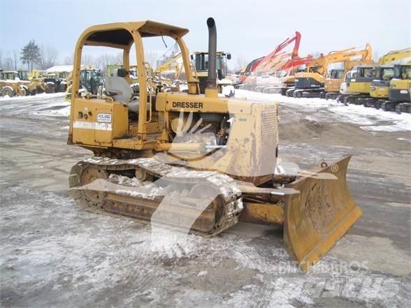 Dresser TD7H Kāpurķēžu buldozeri