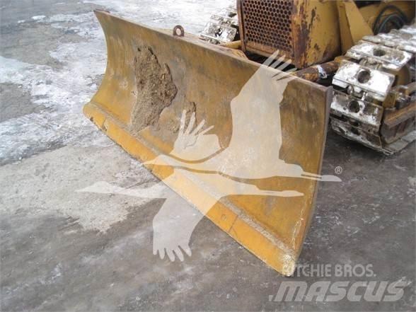 Dresser TD7H Kāpurķēžu buldozeri