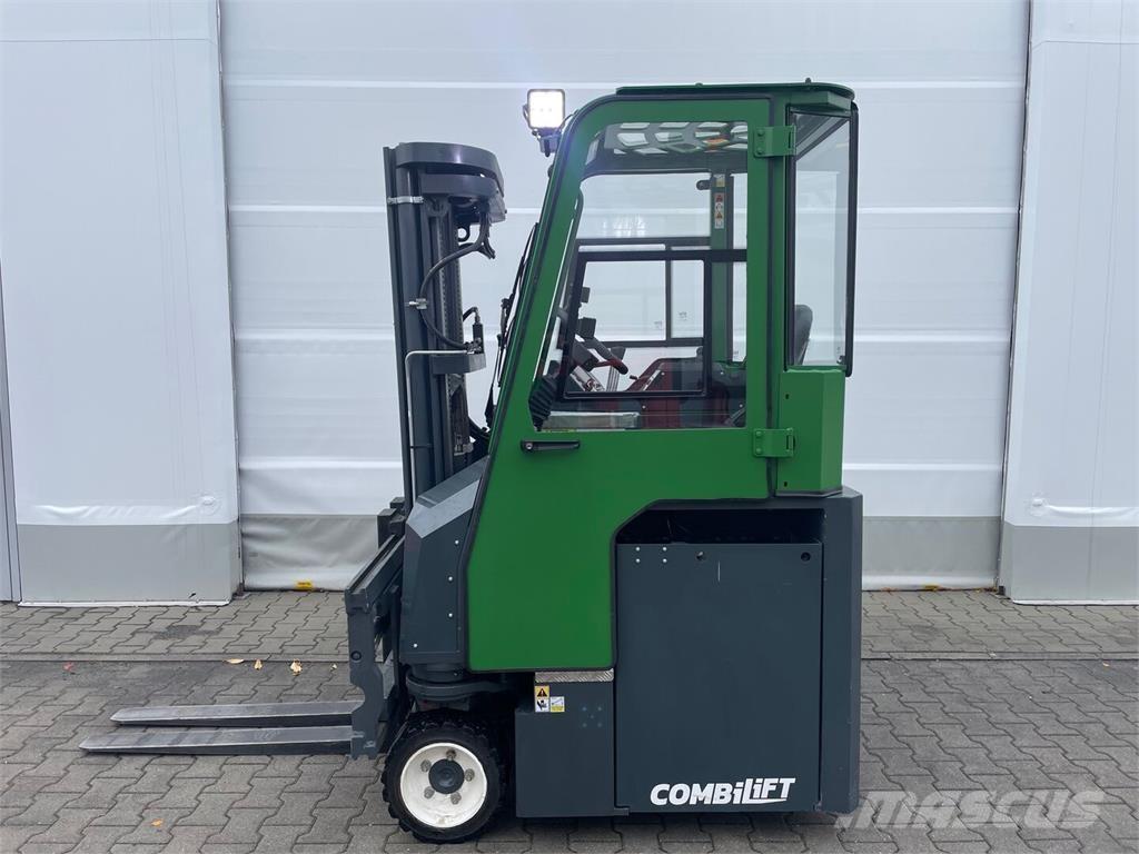 Combilift CBE 2500 Pārvadātājs iekraušanai no sāniem