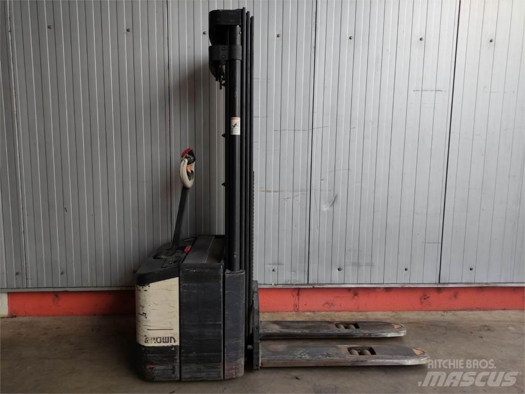 Crown WE 2300-1.6 TT Krautnētāji