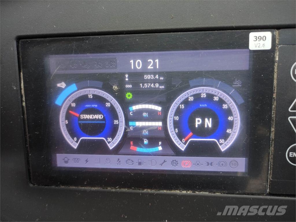 Doosan D35C-9 Tehnika ar dīzeļa dzinēju