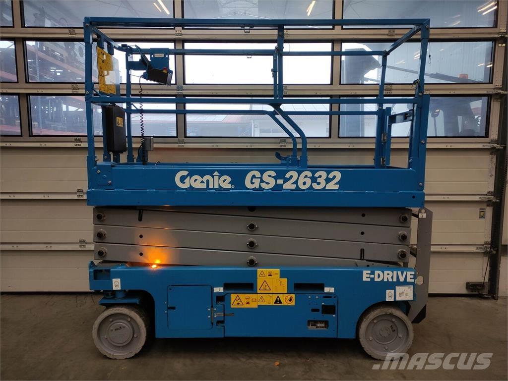 Genie GS2632 Šķerveida pacēlāji