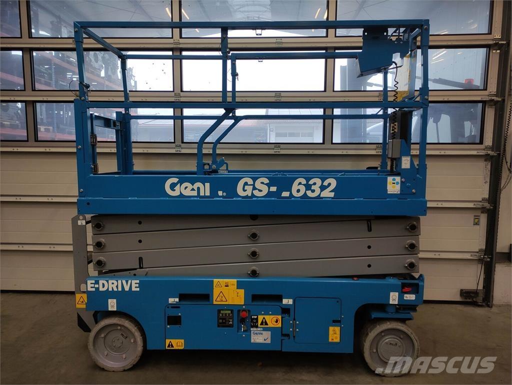 Genie GS2632 Šķerveida pacēlāji